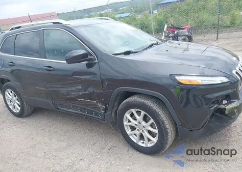 2016 Jeep Cherokee Latitude z USA, uszkodzony, nr VIN 1C4PJMCS9GW105529